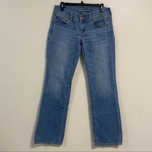 American Eagle Outfitter Jeans Women’s Size 6 Blue denim Slim Bootcut Jeans